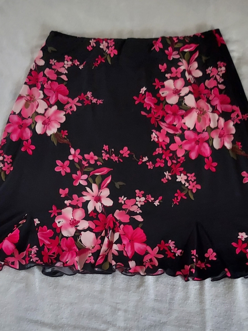 Fashion Bug Black Mini Skirt with Pink Floral Print - Picture 2 of 3